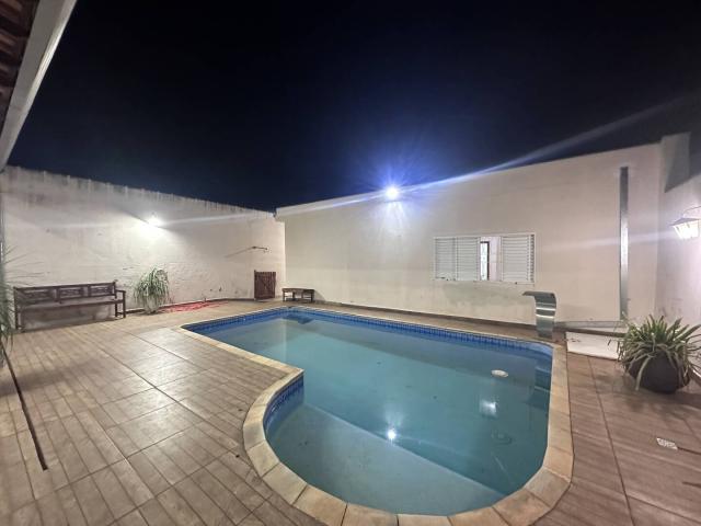 #157 - Casa para Venda em Bauru - SP