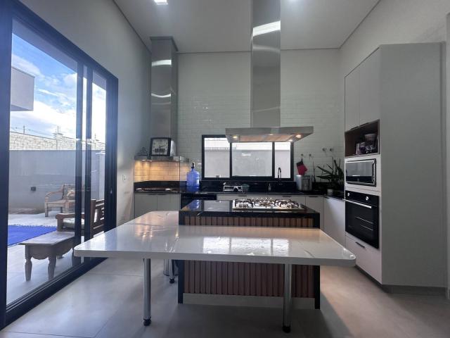 Casa para Venda em São Paulo - 4