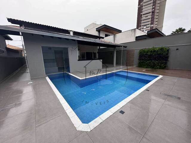 #253 - Casa para Venda em Bauru - SP