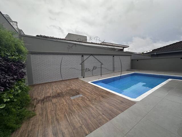 #253 - Casa para Venda em Bauru - SP