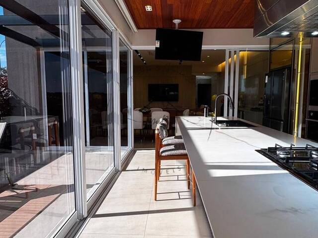 #256 - Casa para Venda em Bauru - SP
