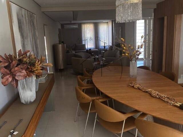 #283 - Casa para Venda em Bauru - SP