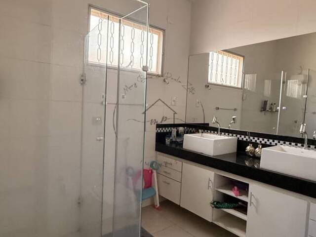 #301 - Casa para Venda em Bauru - SP