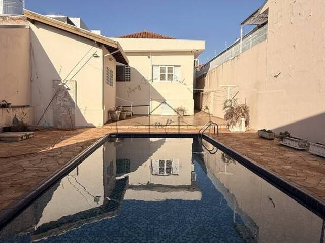 #301 - Casa para Venda em Bauru - SP