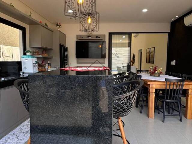 #312 - Casa para Venda em Bauru - SP