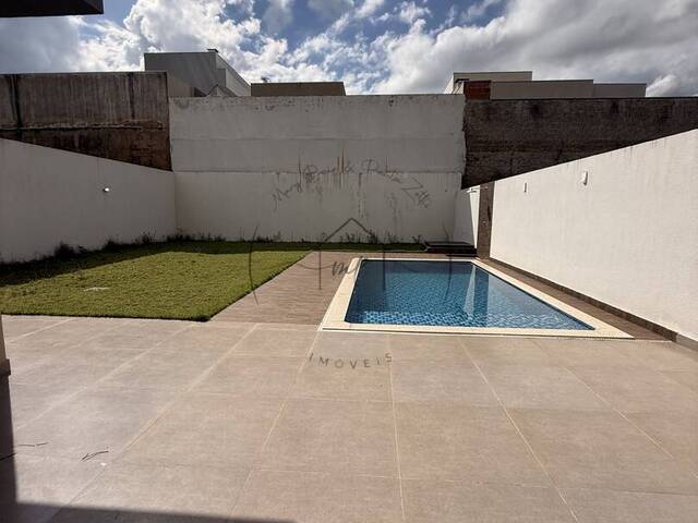 #211 - Casa para Venda em Piratininga - SP